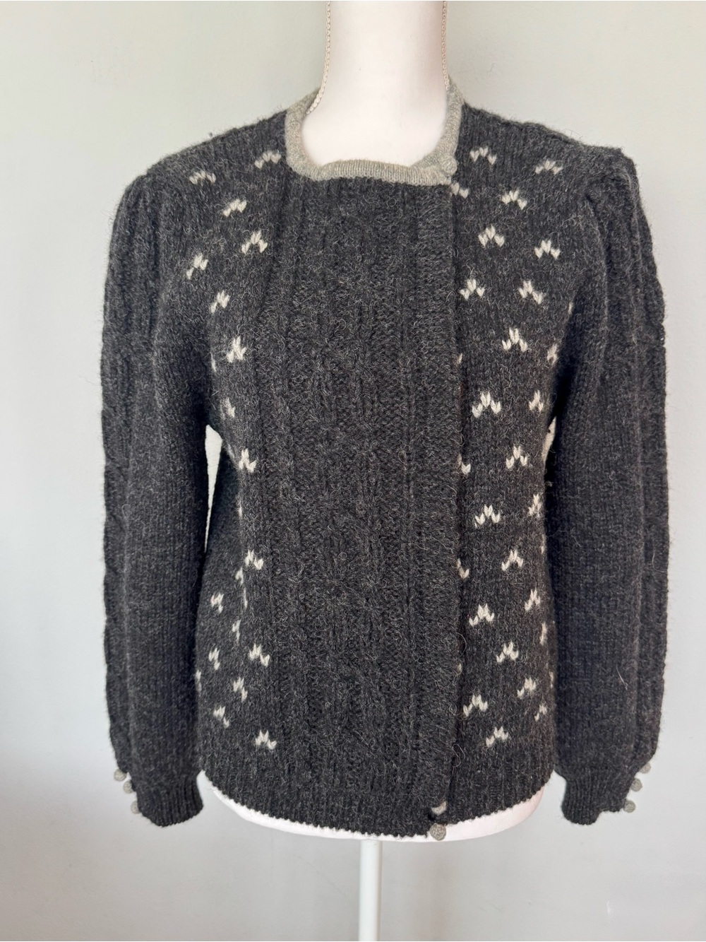 Woodward Shop Dark Gray Cozy Knit Wool Sweater with button accents | EUC | M/L